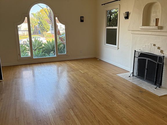 3rd image of 1513 S Crescent Heights Blvd