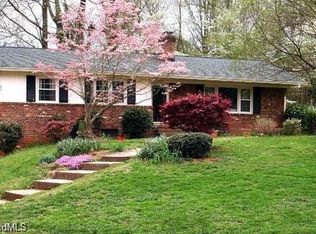 2772 Asbury Ln, Winston Salem, NC 27103