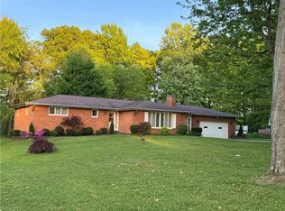 655 Christy Rd, Hermitage, PA 16148