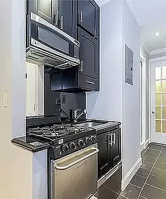 Rented by REAL New York | media 16