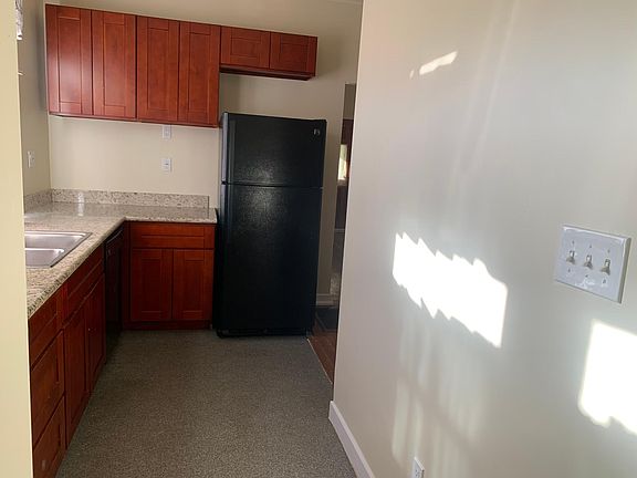 3rd image of 1126 Kentucky St