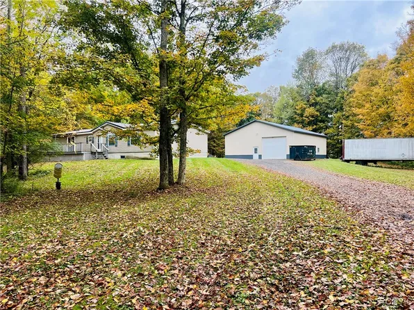 2323 Parks Rd, Cortland, NY 13045