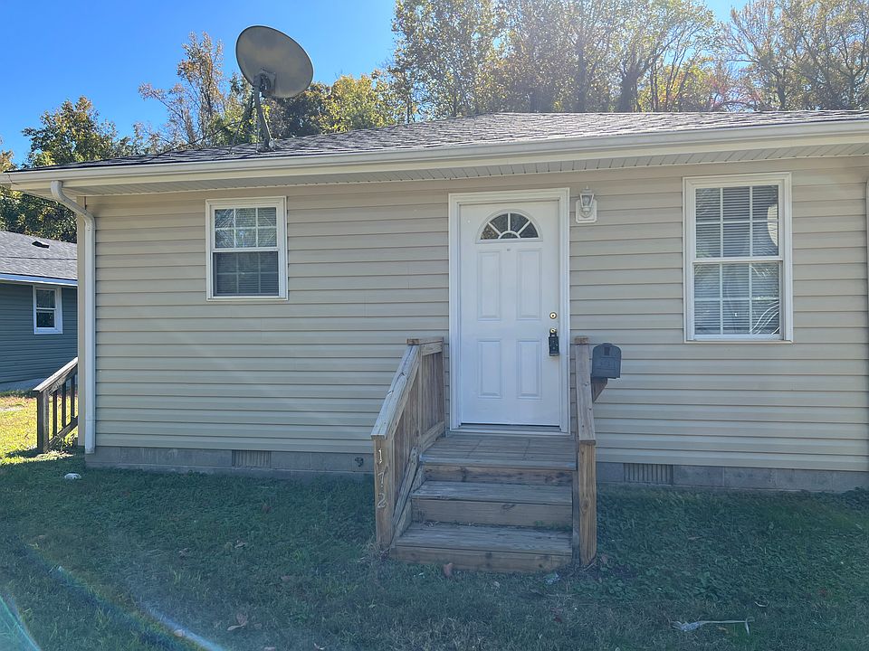 1st image of 172 McKeever St #A