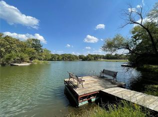 18 Timber Valley Ct, Linn Valley, KS 66040