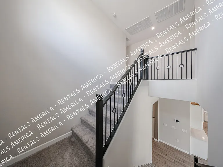 1829 E Saguaro Park Ln — Photo 48