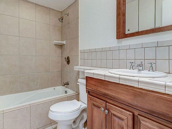 3rd image of 10135 Buckwood Ave