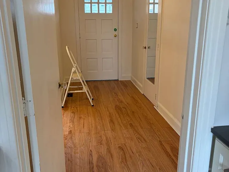 206 Lindsay St S #UPPER — Photo 9