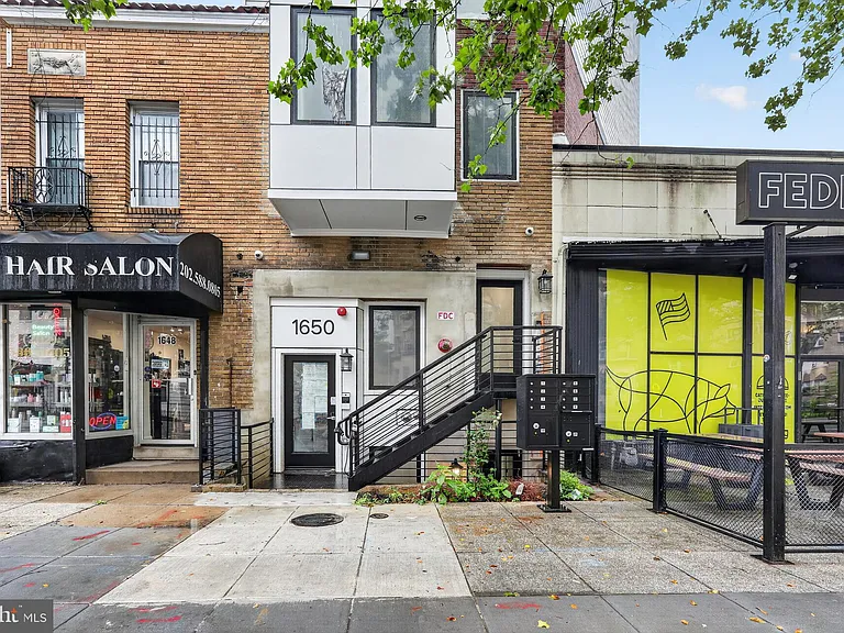 1650 Columbia Rd NW #201 — Photo 2