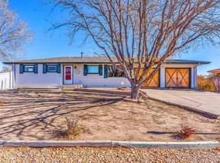 4008 Hillside Dr, Pueblo, CO 81008