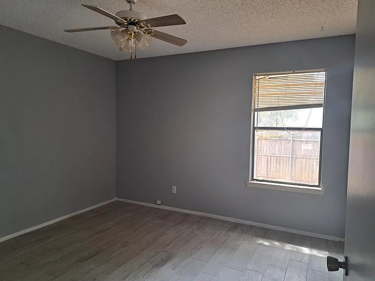 2532 Windy Pine Ln — Photo 8