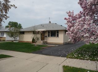 4358 S Tennessee Ave, Milwaukee, WI 53221