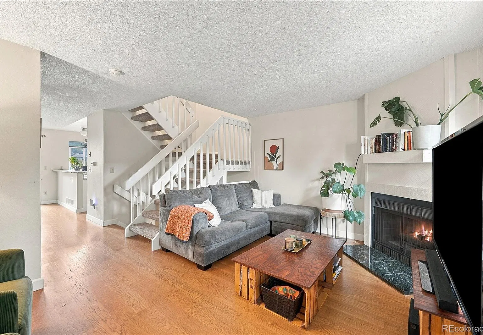 2 bed, 2.5 bath, 1088 sqft, $2,450 — Photo 1