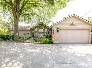 4597 N River Rd, North Street, MI 48049