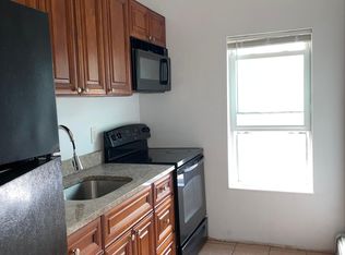 33 Vinton St #1, Providence, RI 02909