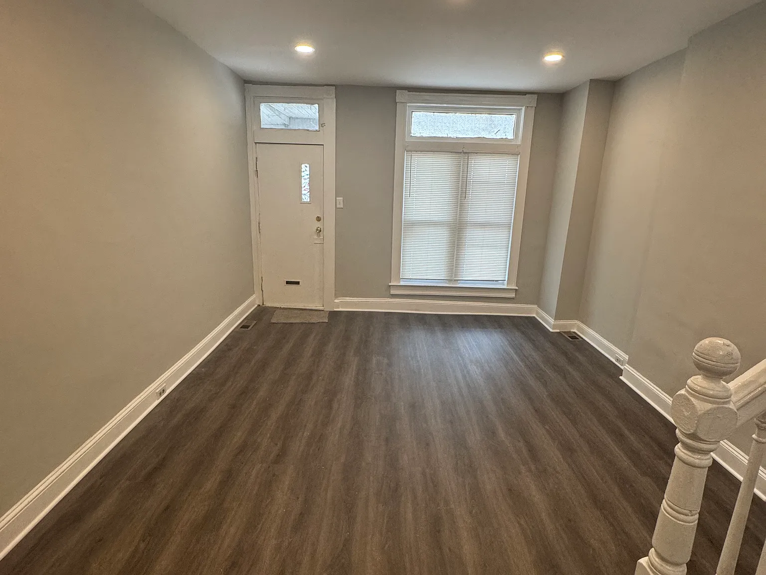 3 bed, 1.5 bath, $1,650 — Photo 2