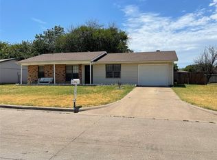 416 Heather Dr, Granbury, TX 76048