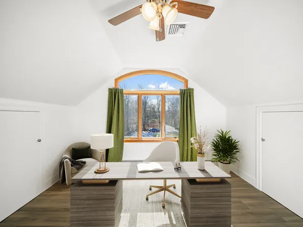 393 Saint Andrews Road image 9 of 40