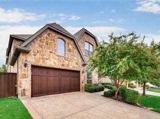2110 N Hill Dr, Irving, TX 75038