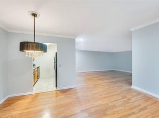 77 Richmond Blvd UNIT 2A, Ronkonkoma, NY 11779