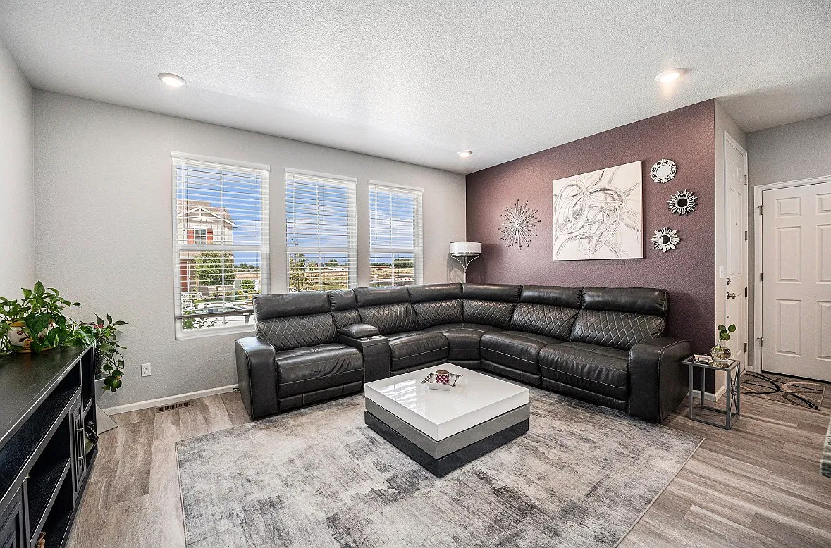 1 bed, 2098 sqft, $1,360 — Photo 3