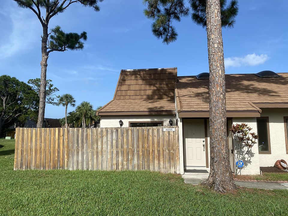 1st image of 4224 Palm Bay Cir APT A
