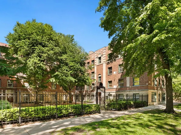 1810 W Chase Ave APT 1, Chicago, IL 60626