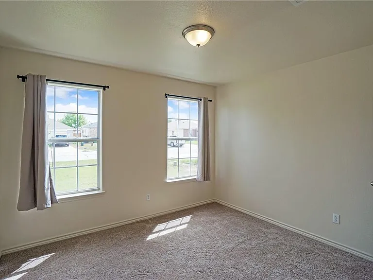 2903 Don Hill Ln — Photo 17