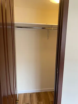 Rented by 18 REALTY | media 11