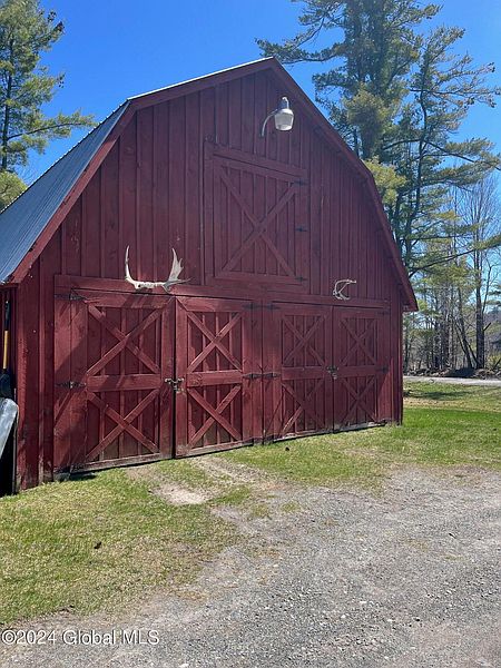 4th image of 1463 Old Furnace Road