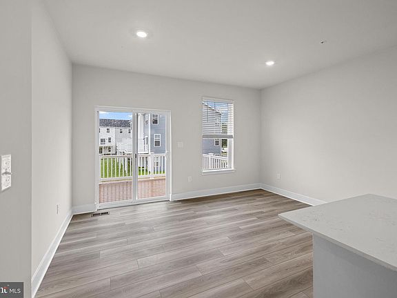 5th image of 1812 Smith Island Rd