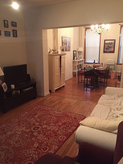Living room to dining area