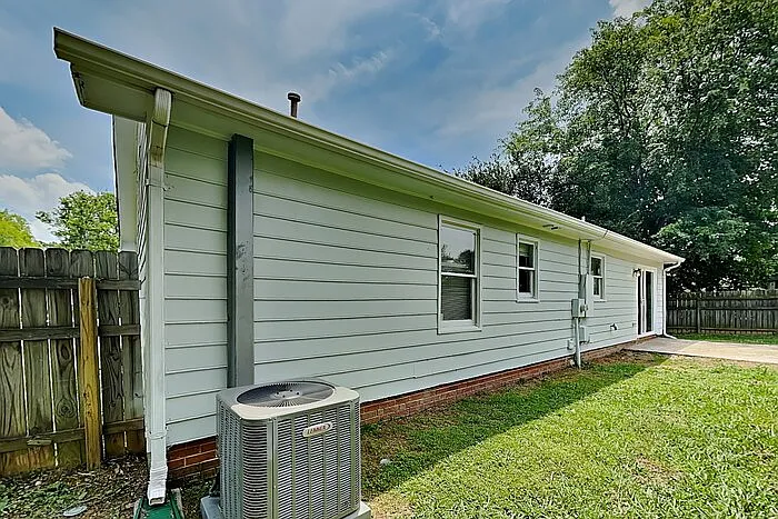 5205 Chelsey Ln — Photo 16