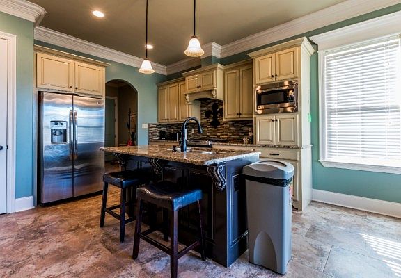 3rd image of 404 Old Cypress Dr