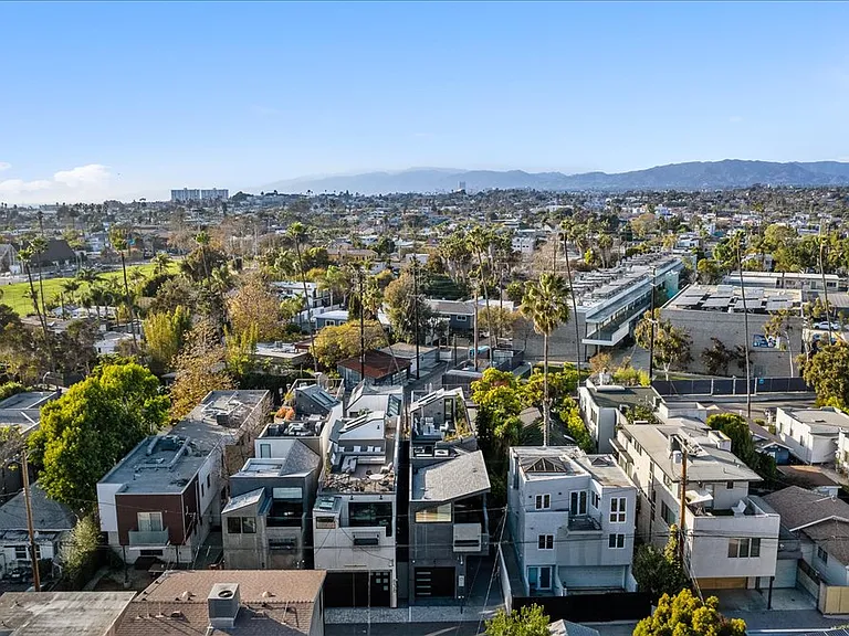 840 California Ave — Photo 36