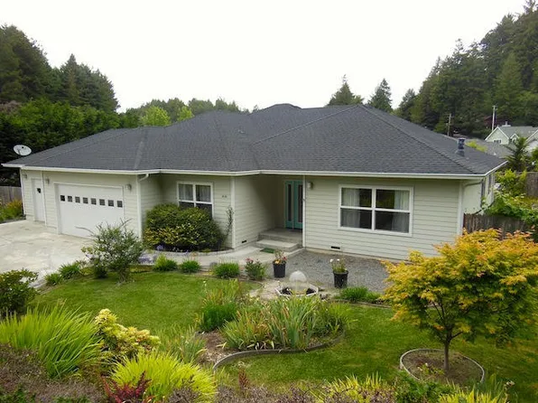 4141 Campton Rd, Eureka, CA 95503