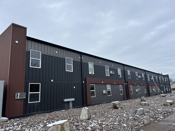 9 River Rd #202
