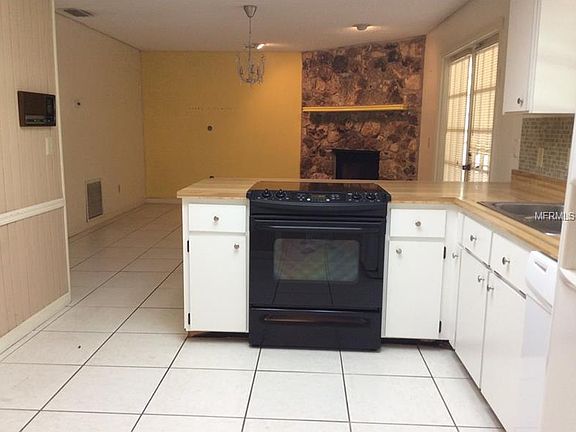5th image of 209 Westmoor Bnd