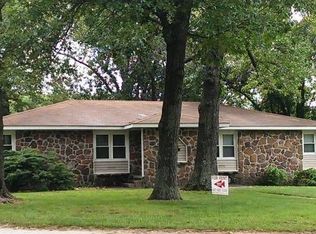 1922 Bellerive Dr, Nixa, MO 65714