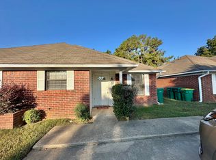 6211 Summerhill Pl, Texarkana, TX 75503