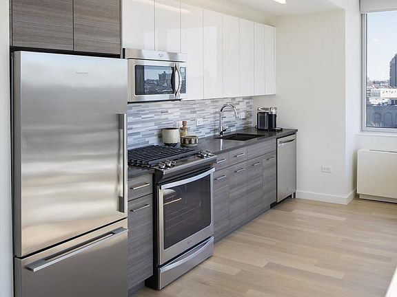 3rd image of 333 Schermerhorn St APT 12G