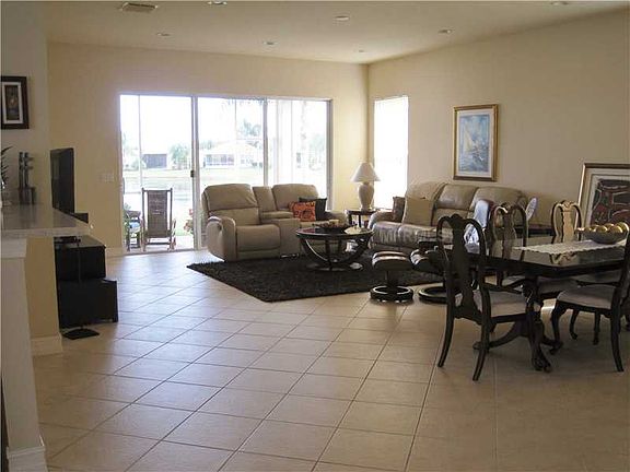 4th image of 15615 Crystal Waters Dr