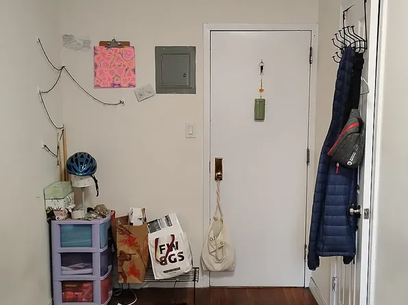 216 W 100th St APT 419, New York, NY 10025