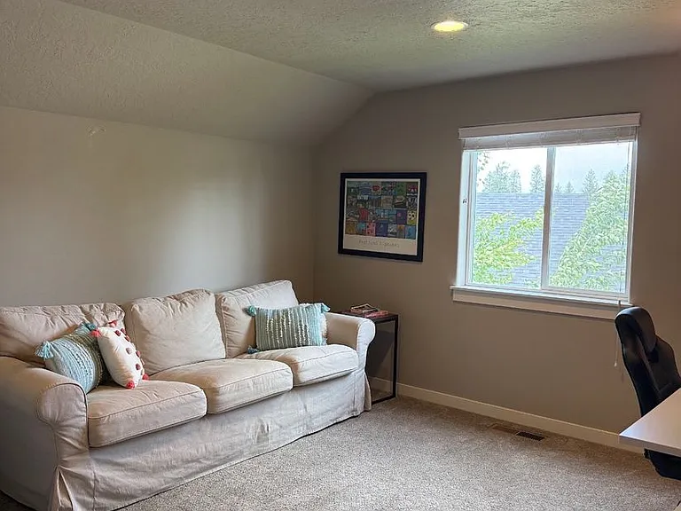 621 N Meadow Ln — Photo 22