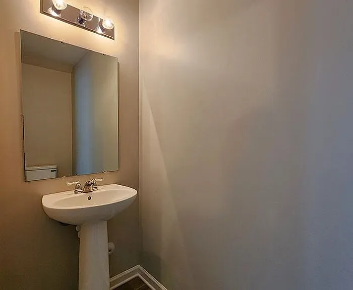 1127 Oswald T Dr — Photo 7