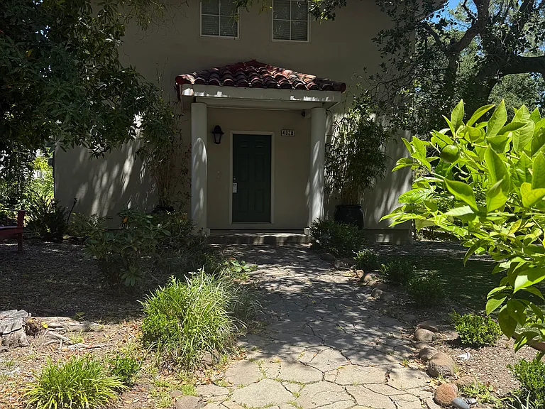 4028 Reinhardt Dr — Photo 3