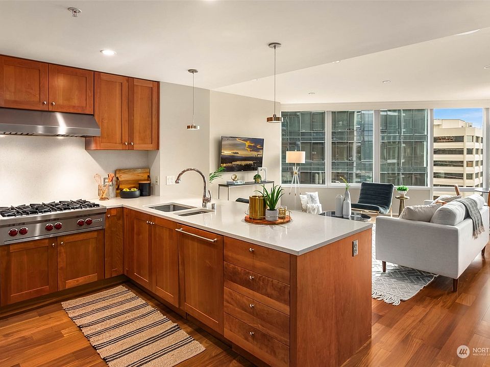 1st image of 500 106th Avenue NE #1111