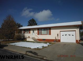 2080 Bonanza St, Gering, NE 69341