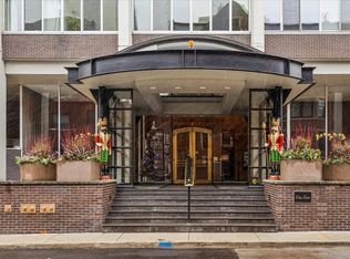 1 E Schiller St APT 22A, Chicago, IL 60610