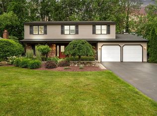 8013 Ginger Rd, Liverpool, NY 13090