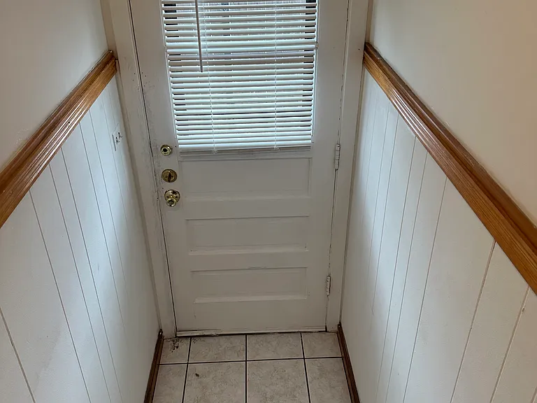 4740 Main St #A — Photo 11